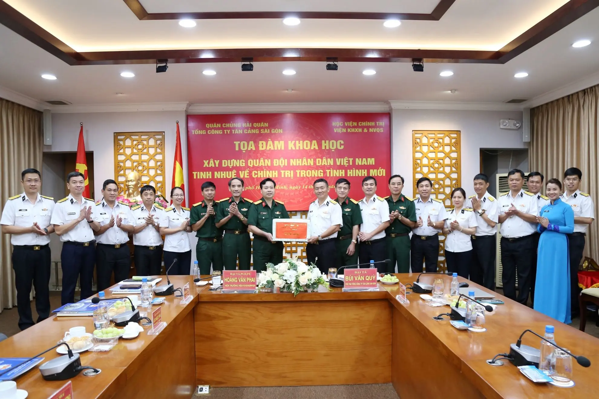 Dịch vụ kỹ thuật cảng biển siêu trường siêu trọng Tân Cảng Tech