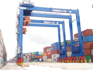 cẩu bánh lốp RTG tự sản xuất