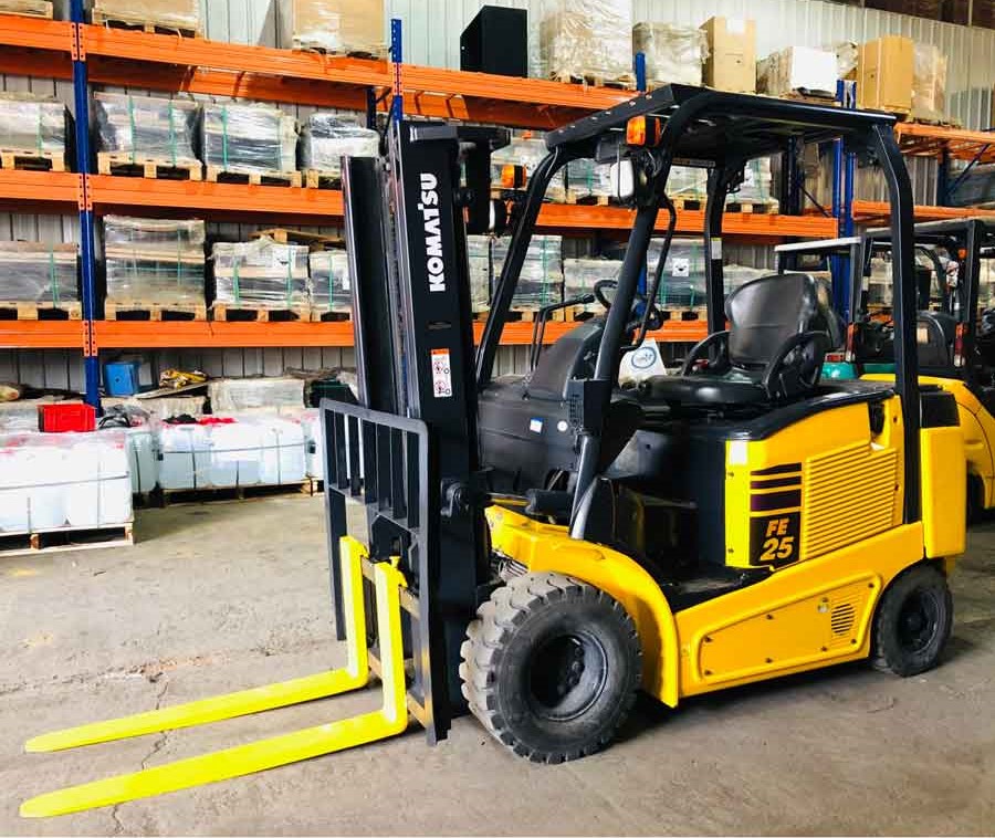 Xe nâng Komatsu